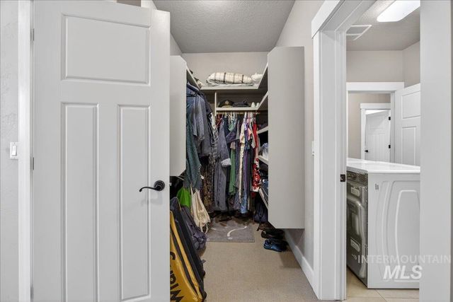 4738 S Longmoor Ave, Boise, ID 83709