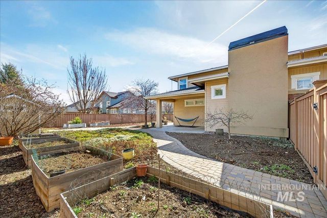 4738 S Longmoor Ave, Boise, ID 83709