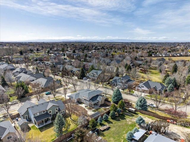 4738 S Longmoor Ave, Boise, ID 83709