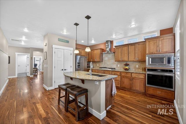 4738 S Longmoor Ave, Boise, ID 83709