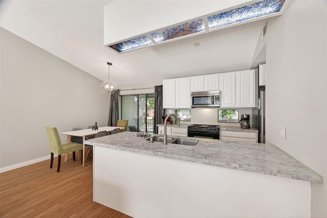 2211 S. Kirkwood Road 42, Houston, TX 77077