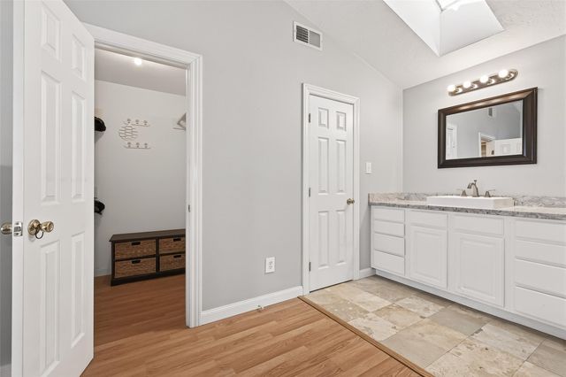 2211 S. Kirkwood Road 42, Houston, TX 77077