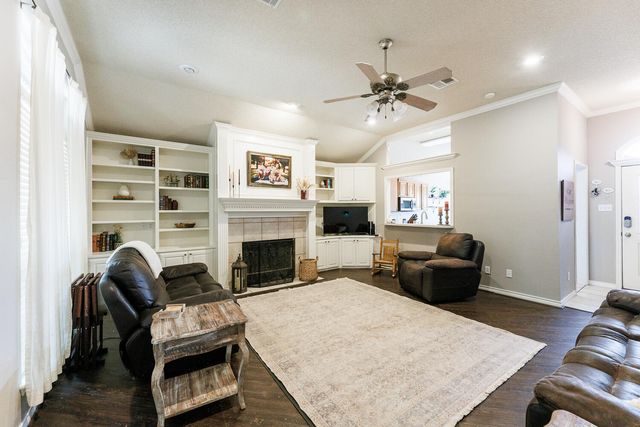 5504 101st Street, Lubbock, TX 79424