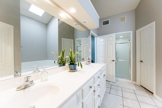 5504 101st Street, Lubbock, TX 79424