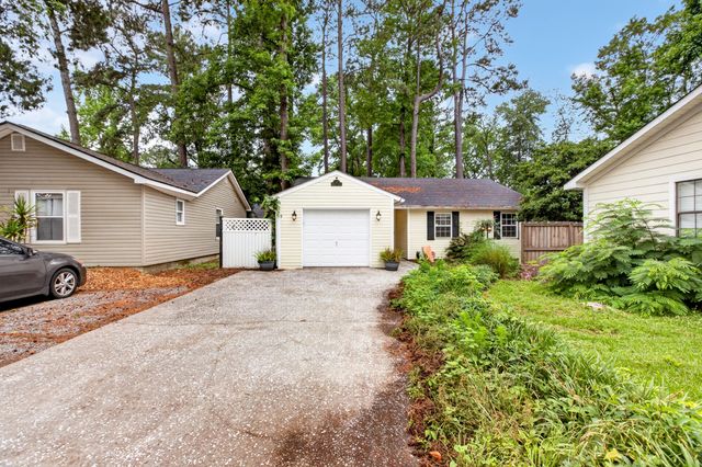 6 Duchess Court, Summerville, SC 29485