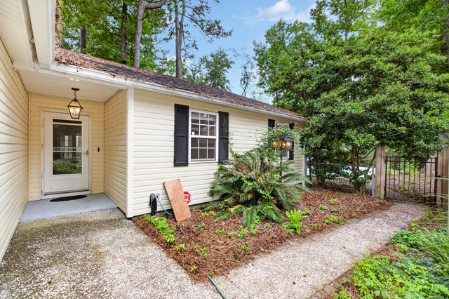 6 Duchess Court, Summerville, SC 29485
