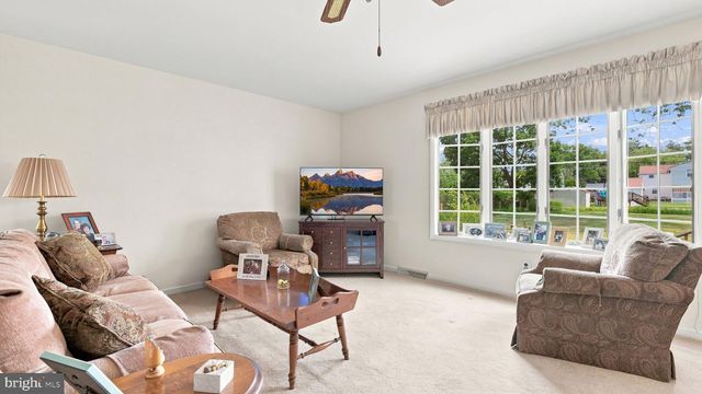 123 BELAIR RD, Warminster, PA 18974