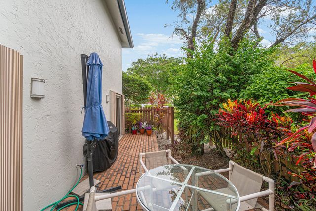 33 Southport Lane A, Boynton Beach, FL 33436