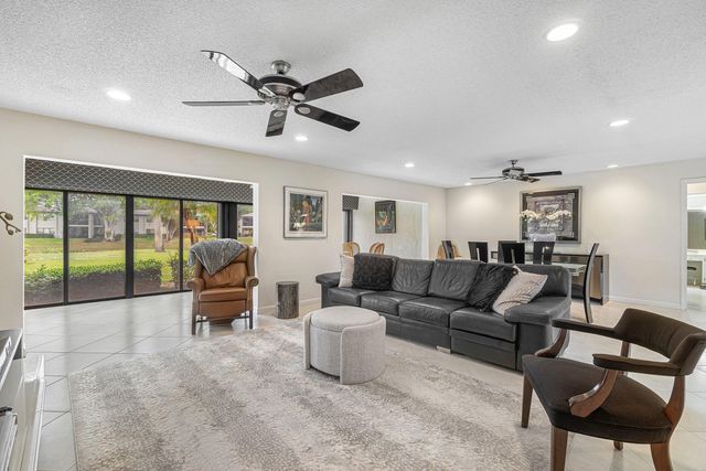 33 Southport Lane A, Boynton Beach, FL 33436