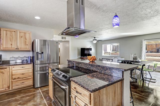 1228 La Charles Drive NE, Albuquerque, NM 87112