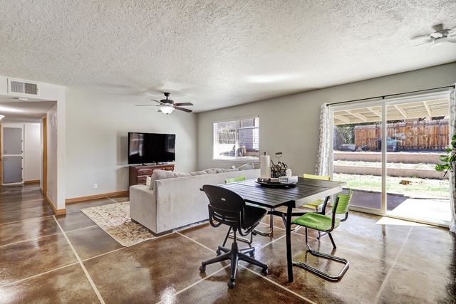 1228 La Charles Drive NE, Albuquerque, NM 87112