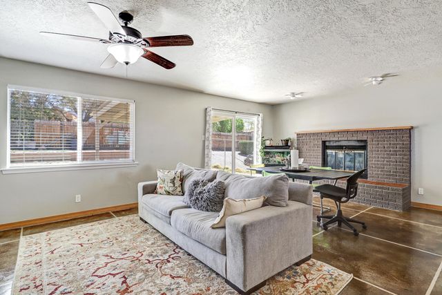 1228 La Charles Drive NE, Albuquerque, NM 87112