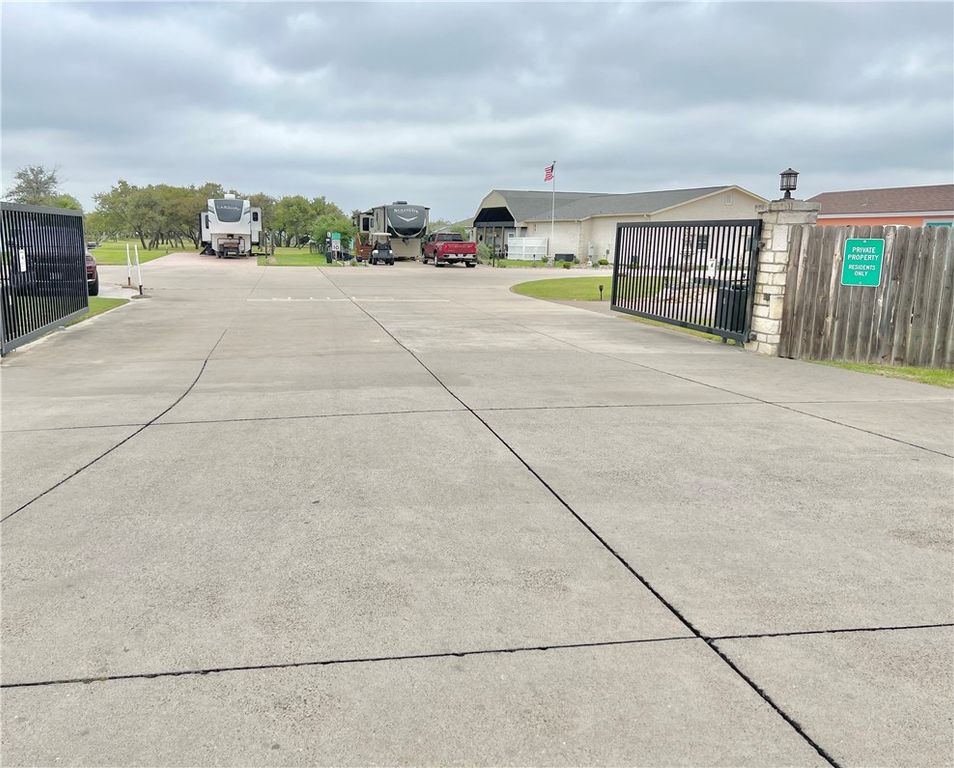 12 Augusta Circle, Aransas Pass, TX 78336 — photo 4