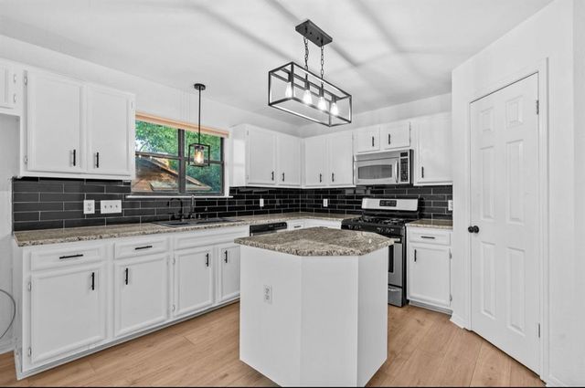 2101 Boxwood PATH, Round Rock, TX 78664