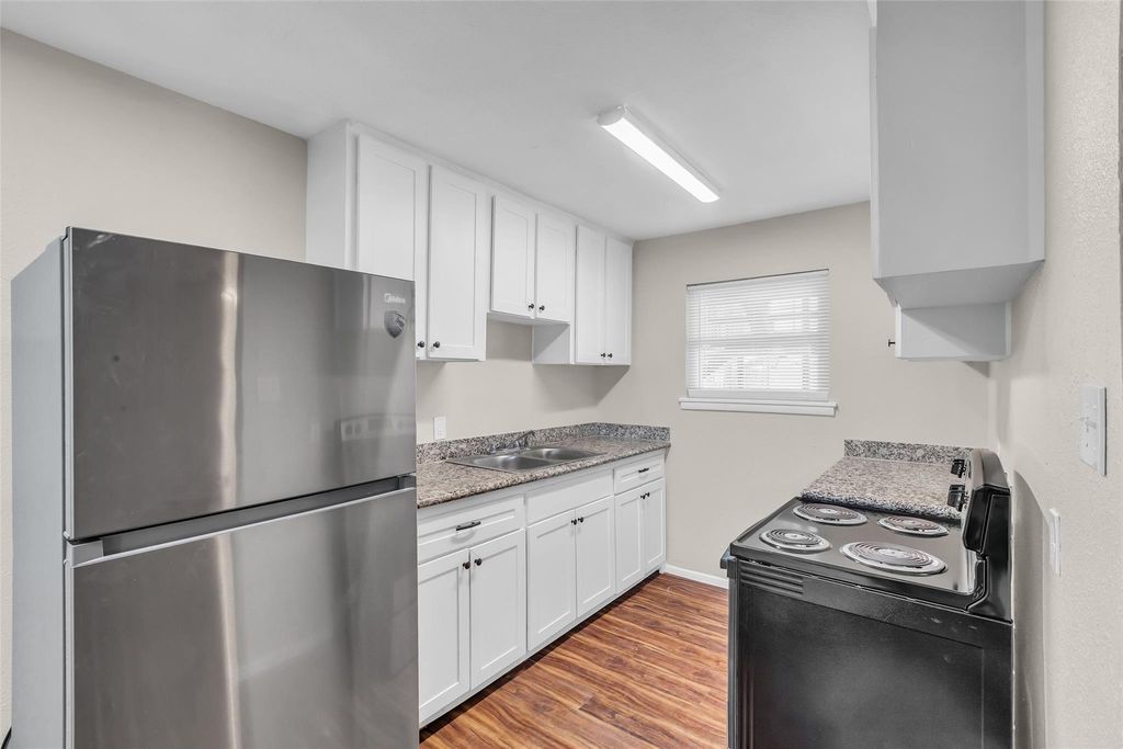 4706 Yellowstone Boulevard 6, Houston, TX 77021
