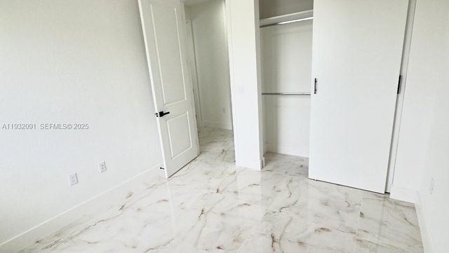 5012 TRADEWINGS, La Belle, FL 33935