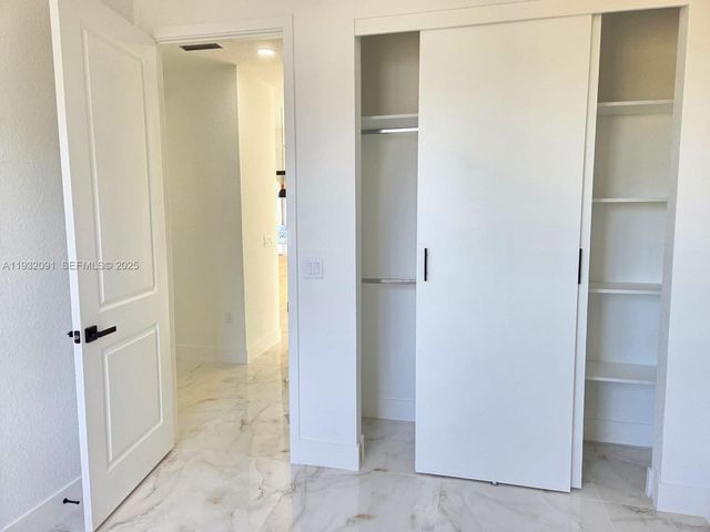 5012 TRADEWINGS, La Belle, FL 33935