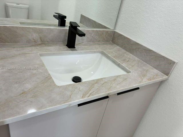 5012 TRADEWINGS, La Belle, FL 33935