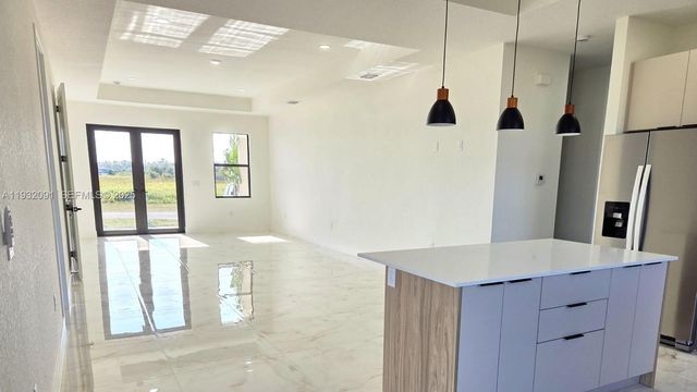 5012 TRADEWINGS, La Belle, FL 33935