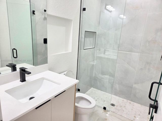 5012 TRADEWINGS, La Belle, FL 33935