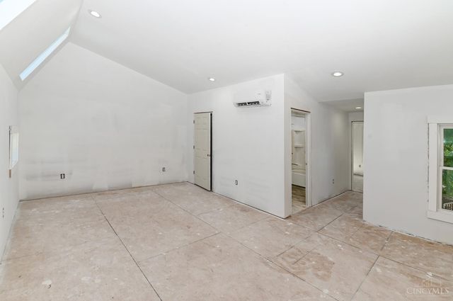 4251 Chambers Street, Cincinnati, OH 45223