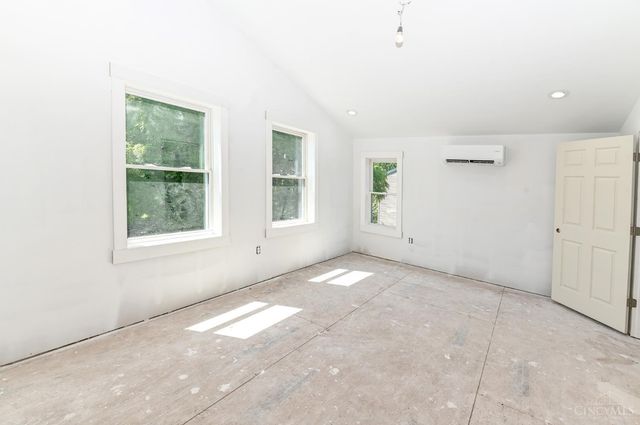 4251 Chambers Street, Cincinnati, OH 45223