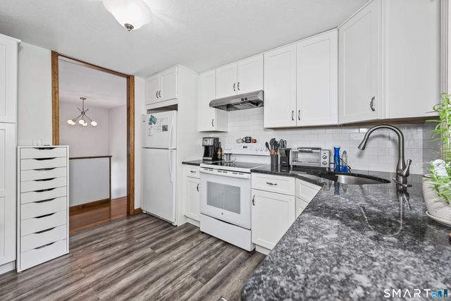 430 Shepard Avenue, Hamden, CT 06514
