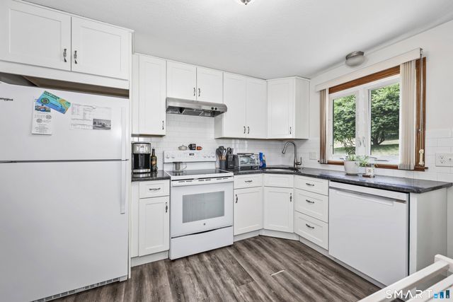 430 Shepard Avenue, Hamden, CT 06514