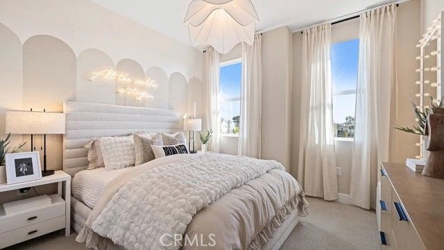 848 Sonia, Irvine, CA 92618