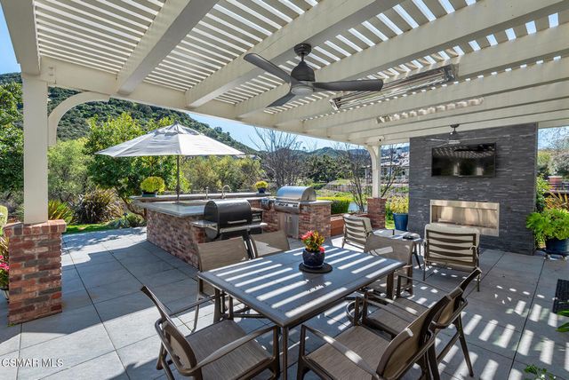 2639 Queens Garden Drive, Thousand Oaks, CA 91361