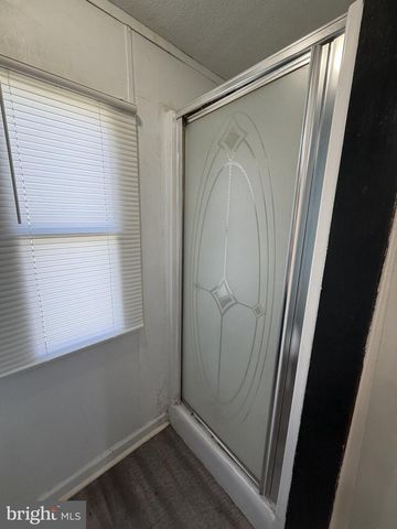 97 CONNECTOR RD, Martinsburg, WV 25405