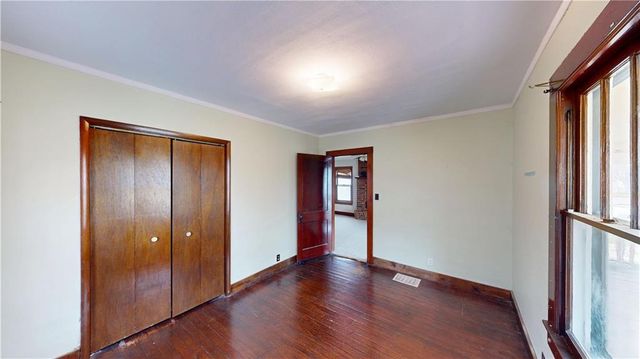 520 E Lee Street, Nevada, MO 64772