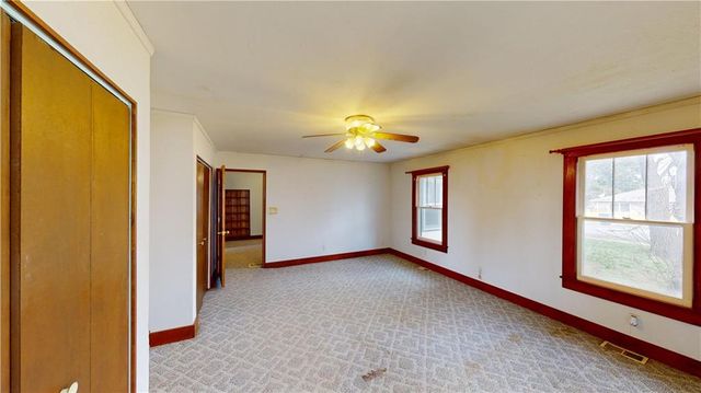 520 E Lee Street, Nevada, MO 64772