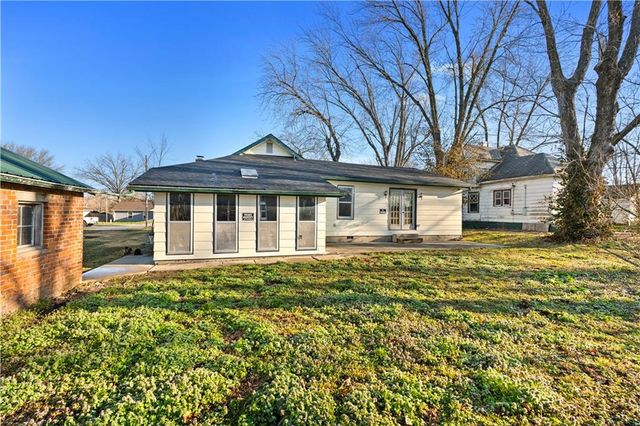 520 E Lee Street, Nevada, MO 64772