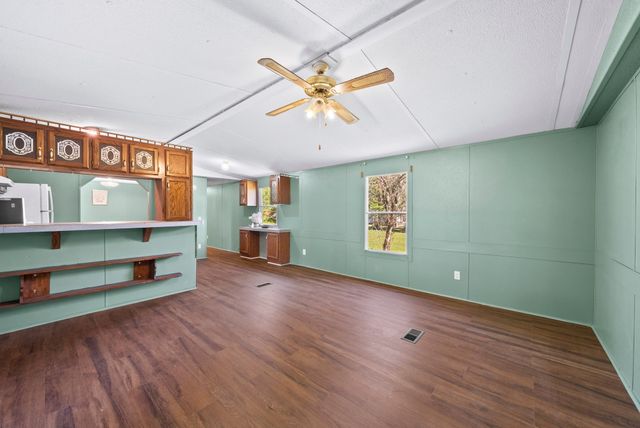 54 Frederick Pl, Linden, TN 37096