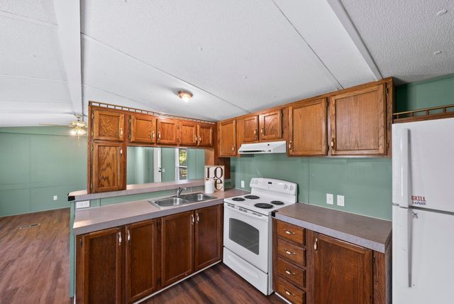 54 Frederick Pl, Linden, TN 37096