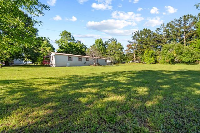 54 Frederick Pl, Linden, TN 37096