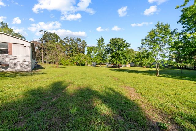 54 Frederick Pl, Linden, TN 37096