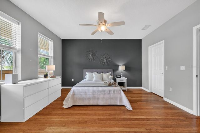 3736 82ND AVENUE CIRCLE E 105, Sarasota, FL 34243