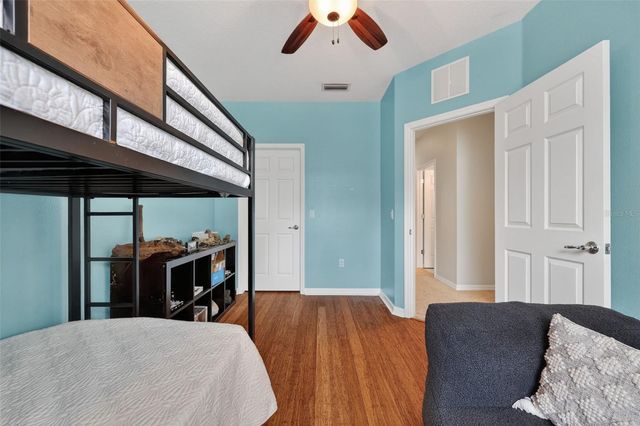 3736 82ND AVENUE CIRCLE E 105, Sarasota, FL 34243