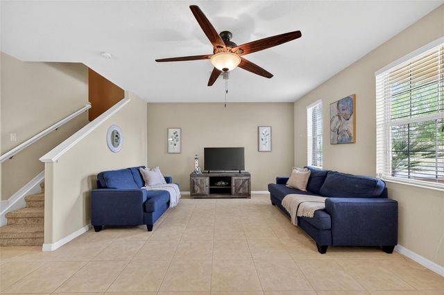 3736 82ND AVENUE CIRCLE E 105, Sarasota, FL 34243