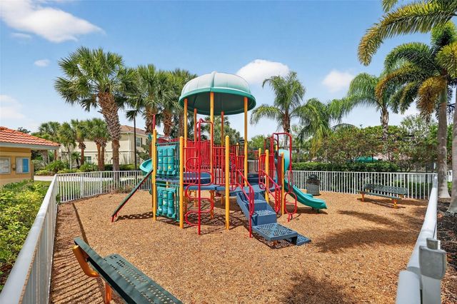 3736 82ND AVENUE CIRCLE E 105, Sarasota, FL 34243