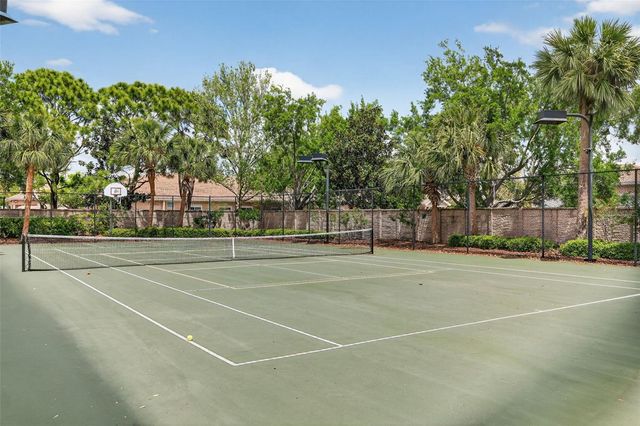 3736 82ND AVENUE CIRCLE E 105, Sarasota, FL 34243