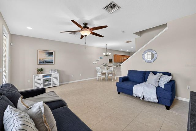 3736 82ND AVENUE CIRCLE E 105, Sarasota, FL 34243