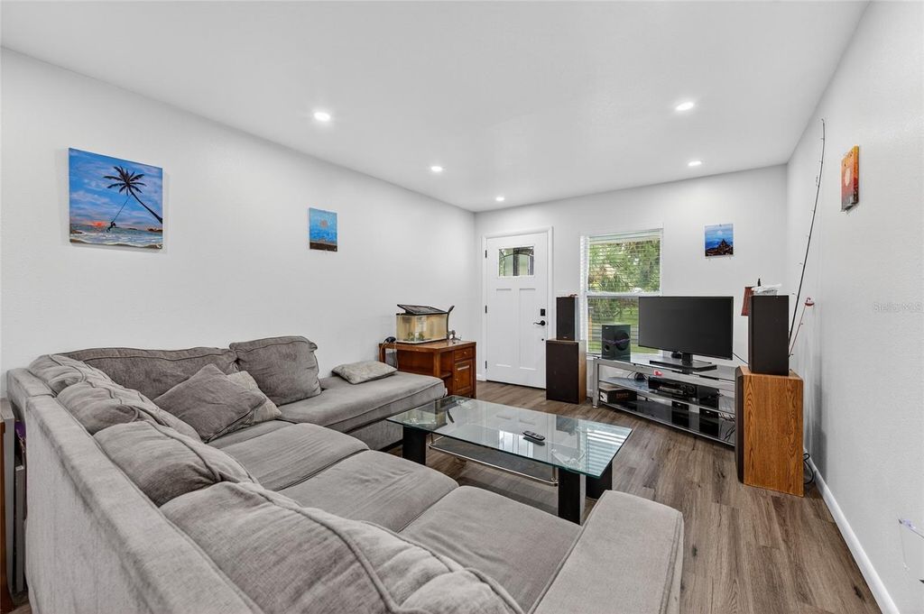 Image 17 of property listing at 334 SHELDON STREET, New Smyrna Beach, FL 32168