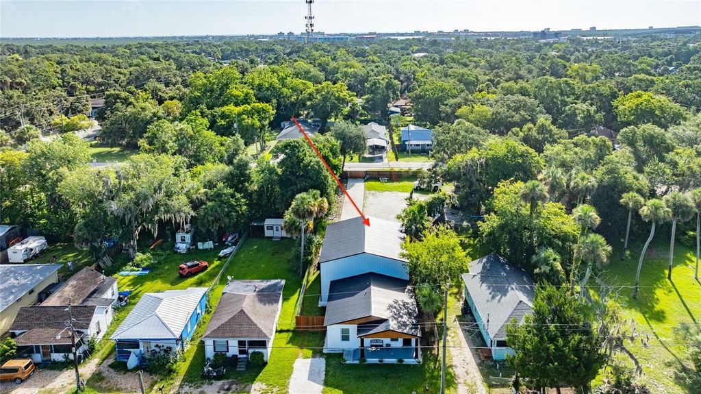 Image 3 of property listing at 334 SHELDON STREET, New Smyrna Beach, FL 32168