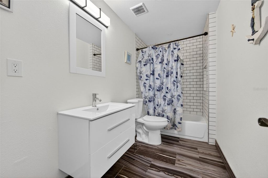 Image 21 of property listing at 334 SHELDON STREET, New Smyrna Beach, FL 32168