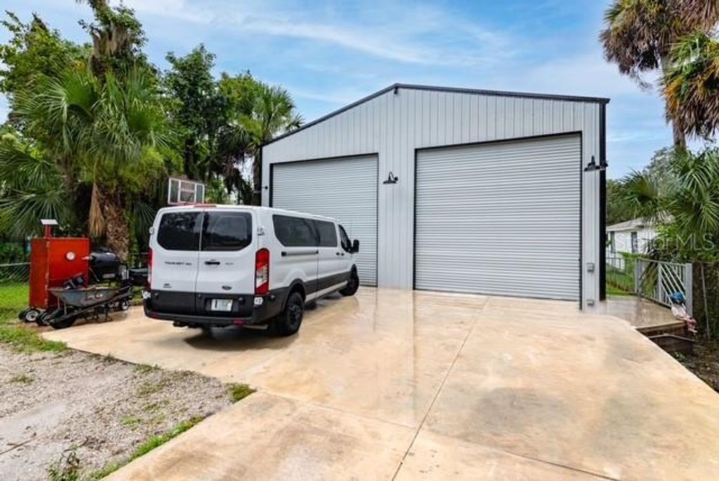 Image 4 of property listing at 334 SHELDON STREET, New Smyrna Beach, FL 32168