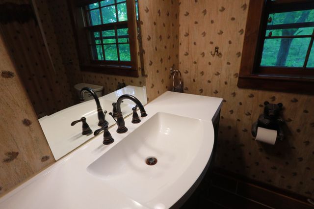 2634 Distillery Rd, SW, Greenbrier, TN 37073