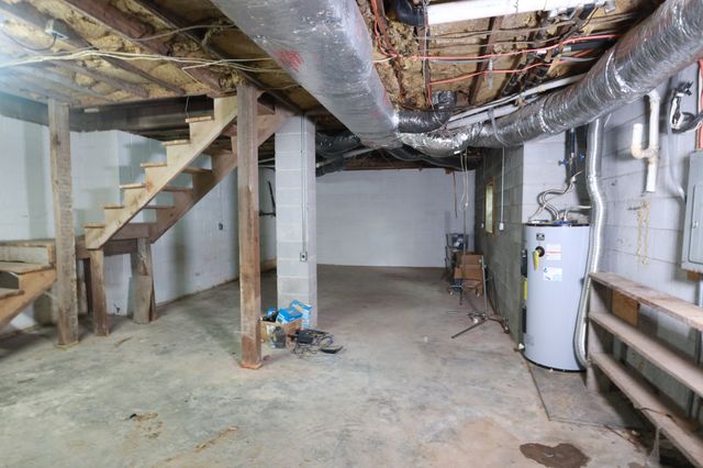 2634 Distillery Rd, SW, Greenbrier, TN 37073